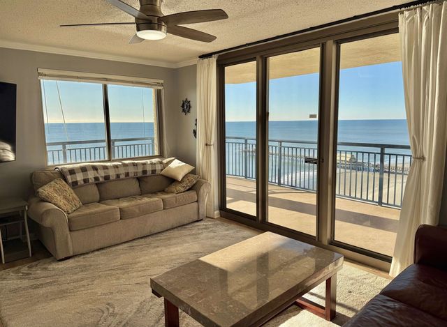 8560 Queensway Blvd Apt 1702, Myrtle Beach, SC 29572