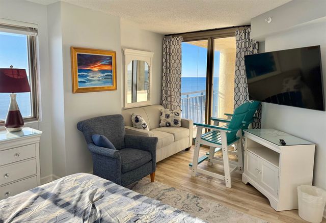 8560 Queensway Blvd Apt 1702, Myrtle Beach, SC 29572