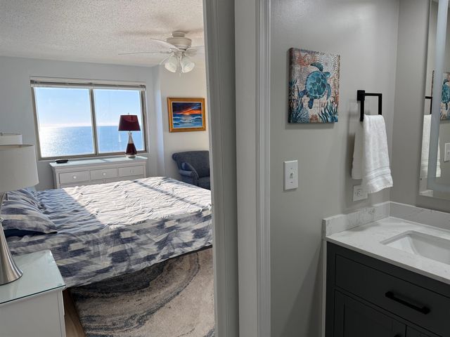 8560 Queensway Blvd Apt 1702, Myrtle Beach, SC 29572