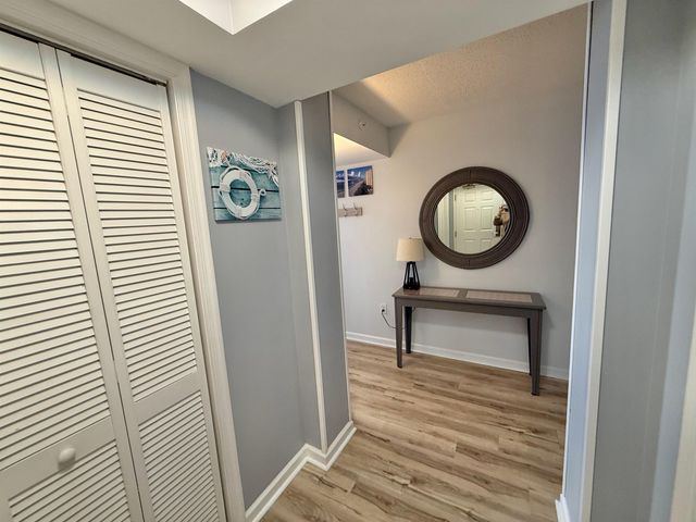 8560 Queensway Blvd Apt 1702, Myrtle Beach, SC 29572