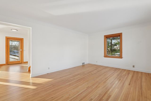 1821 W 59th Street, Minneapolis, MN 55419