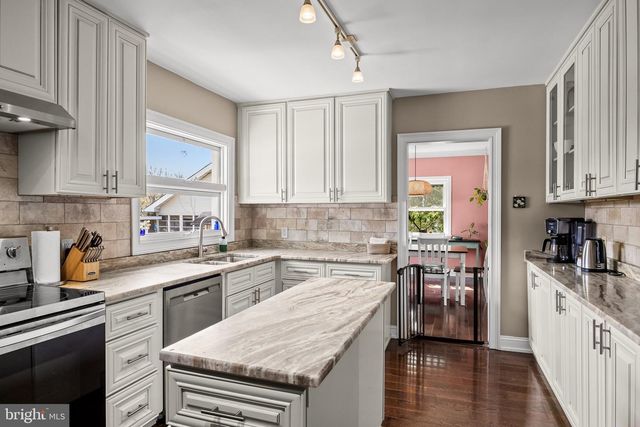 45 CENTRAL AVE, Ewing, NJ 08618