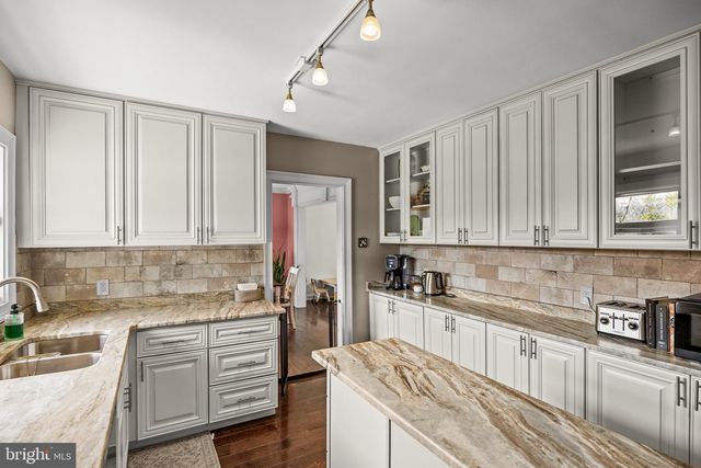 45 CENTRAL AVE, Ewing, NJ 08618