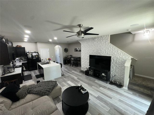 8906 INDIGO TRAIL LOOP, Riverview, FL 33578
