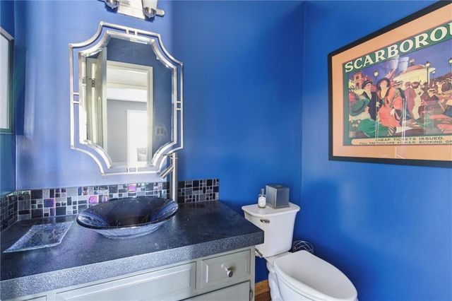 6216 Ash Street, Mission, KS 66205