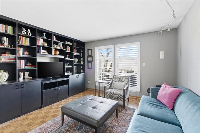 6216 Ash Street, Mission, KS 66205