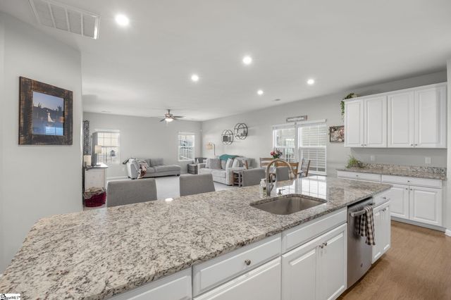 534 Bucklebury Road, Greer, SC 29651