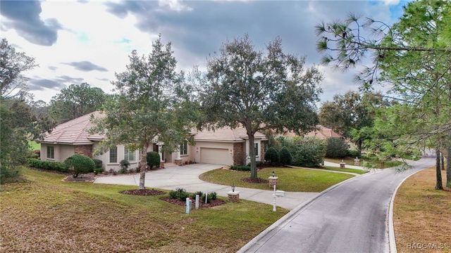 2803 N Crosswater Path, Lecanto, FL 34461