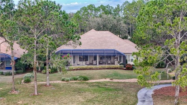 2803 N Crosswater Path, Lecanto, FL 34461