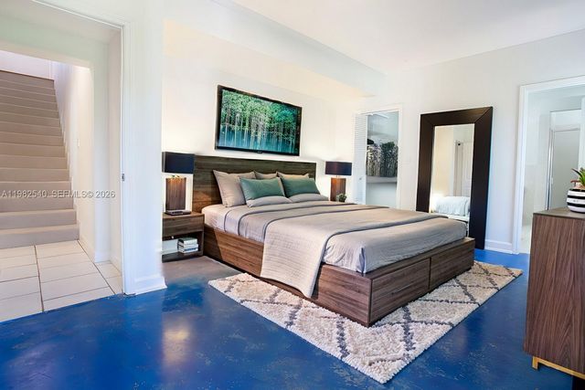 100 SW 26th Rd, Miami, FL 33129