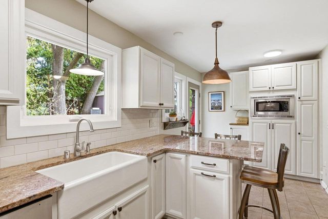 121 Frigate Drive, Madison, WI 53705