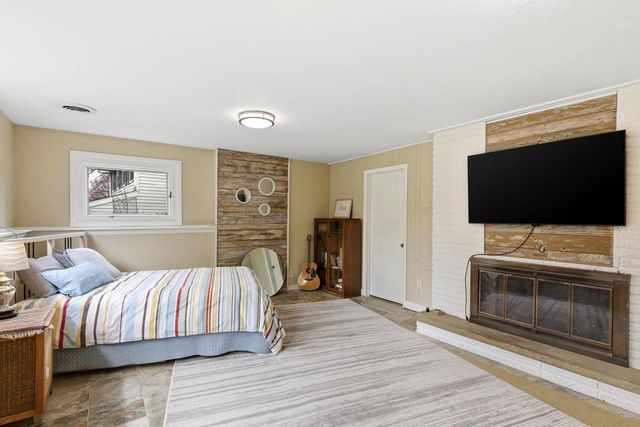 121 Frigate Drive, Madison, WI 53705