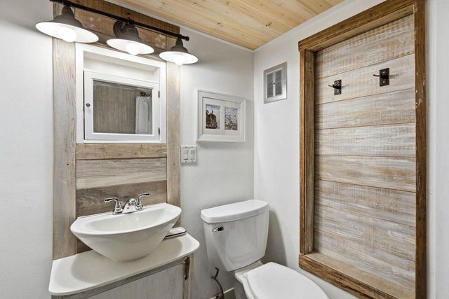 121 Frigate Drive, Madison, WI 53705