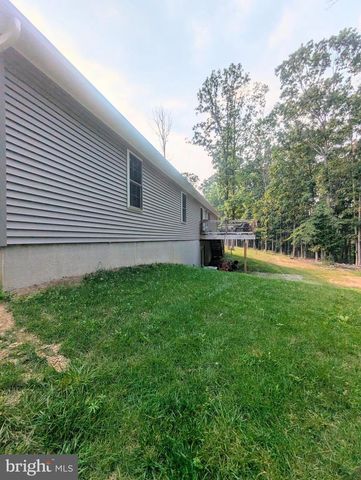 383 CIELO LN, Berkeley Springs, WV 25411