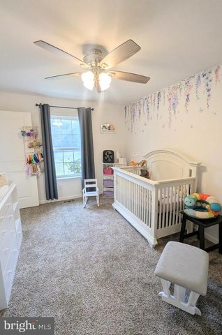 383 CIELO LN, Berkeley Springs, WV 25411
