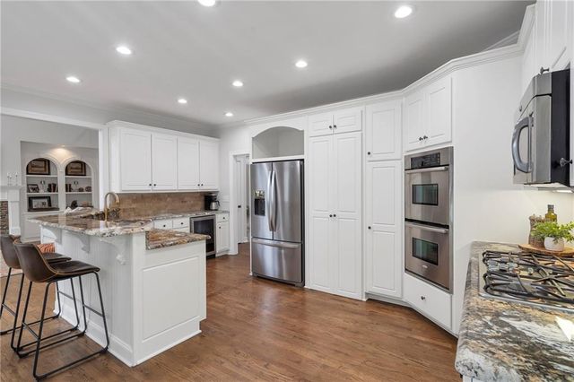6215 Deerwoods Trail, Alpharetta, GA 30005