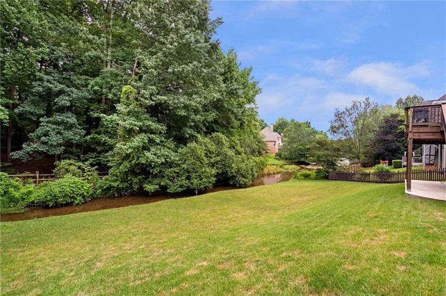 6215 Deerwoods Trail, Alpharetta, GA 30005