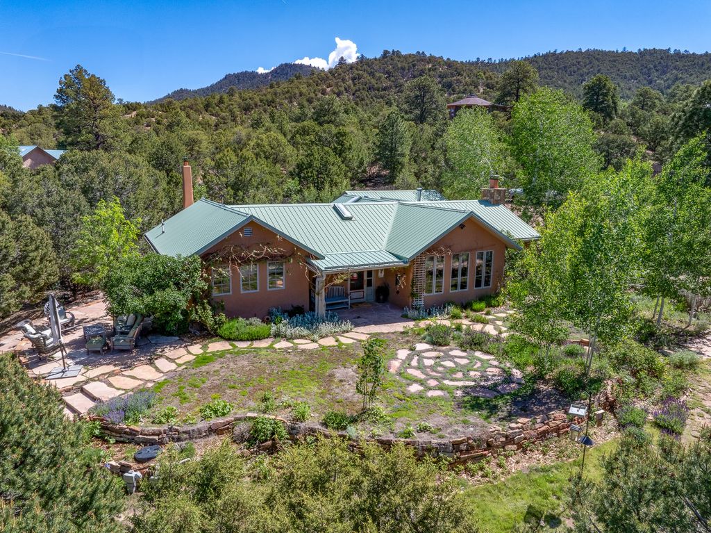 53 Hidden Valley Road, Santa Fe, NM 87505
