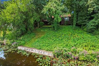 9808 Oak Forest Circle, Kalamazoo, MI 49009