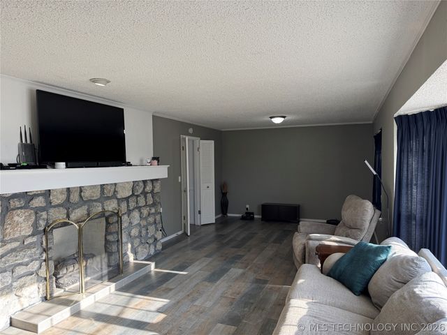 533 W Woodland Drive, Cleveland, OK 74020
