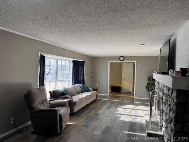 533 W Woodland Drive, Cleveland, OK 74020