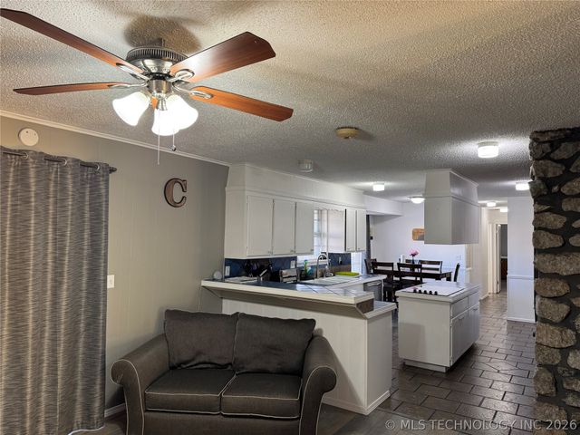 533 W Woodland Drive, Cleveland, OK 74020