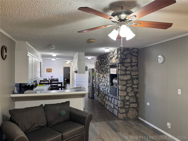 533 W Woodland Drive, Cleveland, OK 74020