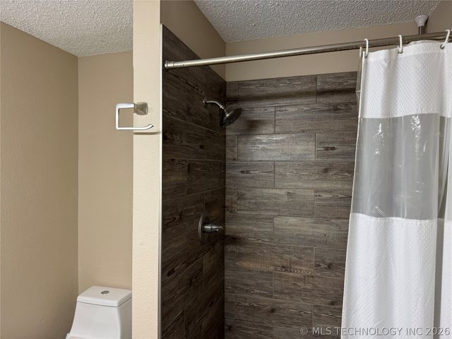 533 W Woodland Drive, Cleveland, OK 74020