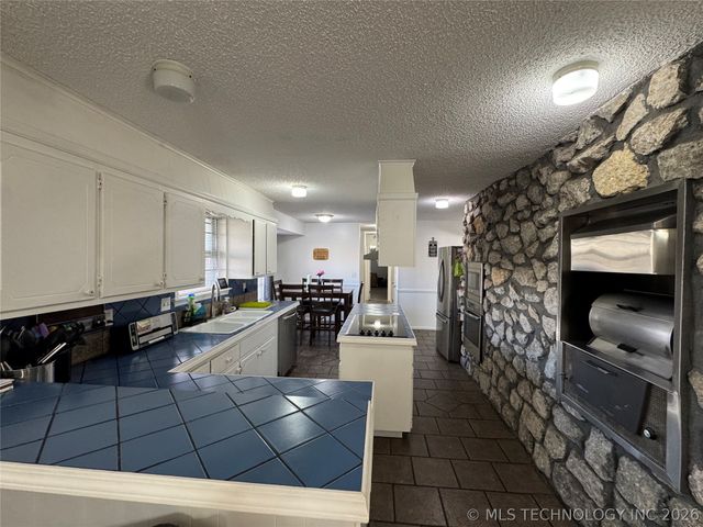 533 W Woodland Drive, Cleveland, OK 74020
