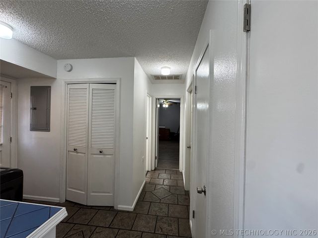 533 W Woodland Drive, Cleveland, OK 74020
