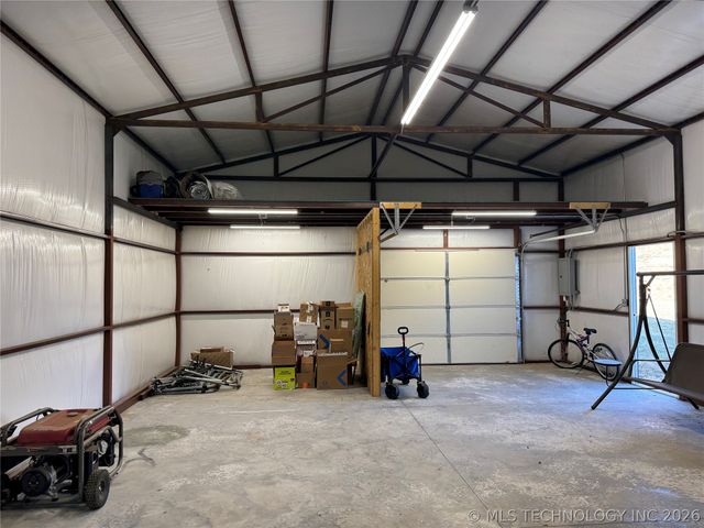 533 W Woodland Drive, Cleveland, OK 74020