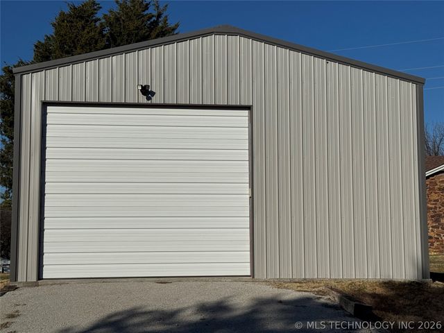 533 W Woodland Drive, Cleveland, OK 74020