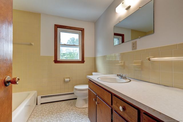 394 McClintock Street, New Britain, CT 06053
