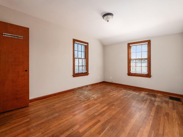 188 S Southampton Avenue, Columbus, OH 43204