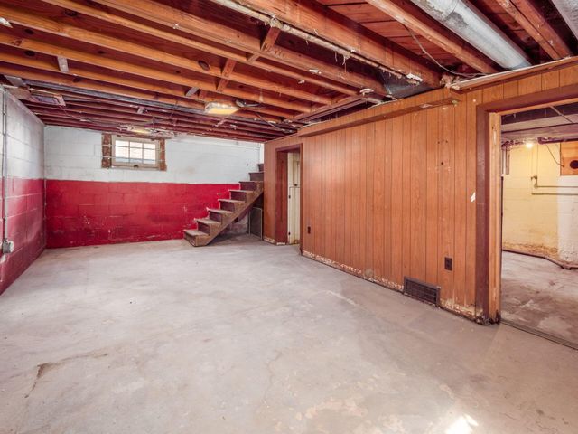 188 S Southampton Avenue, Columbus, OH 43204