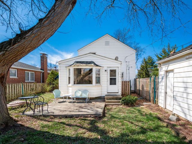 188 S Southampton Avenue, Columbus, OH 43204