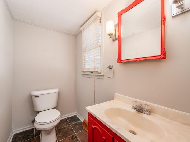 188 S Southampton Avenue, Columbus, OH 43204