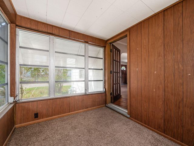 188 S Southampton Avenue, Columbus, OH 43204