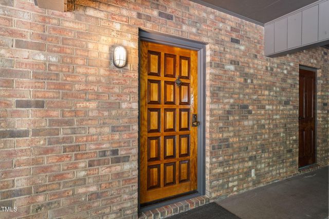 100 Laurel Hill Circle A, Chapel Hill, NC 27514