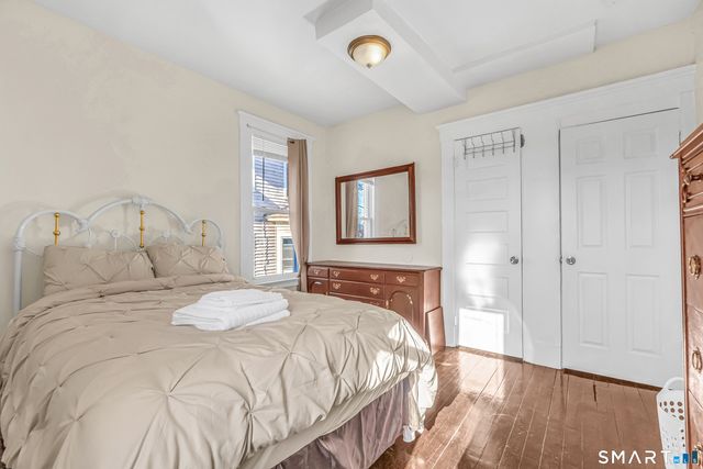 766 George Street, New Haven, CT 06511