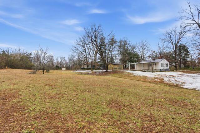 3011 Green Hill Dr, Centerville, TN 37033
