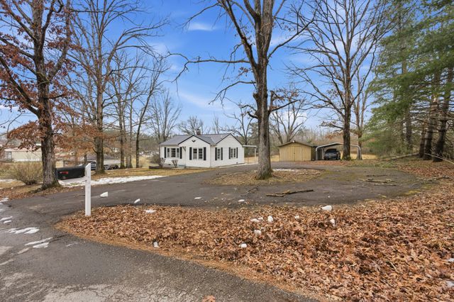 3011 Green Hill Dr, Centerville, TN 37033