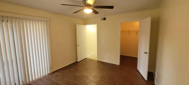 9999 Summerbreeze Drive 410, Sunrise, FL 33322