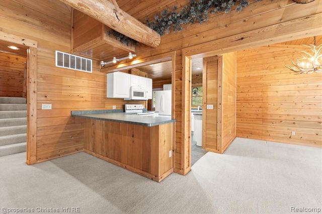 2787 Midway Lane, Saint Clair, MI 48079