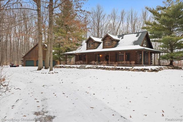 2787 Midway Lane, Saint Clair, MI 48079