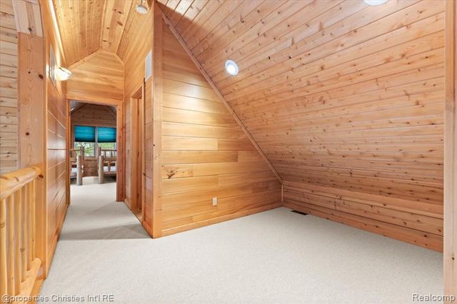 2787 Midway Lane, Saint Clair, MI 48079