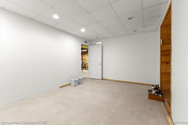 2787 Midway Lane, Saint Clair, MI 48079