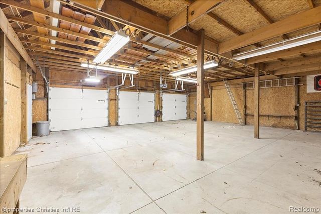 2787 Midway Lane, Saint Clair, MI 48079