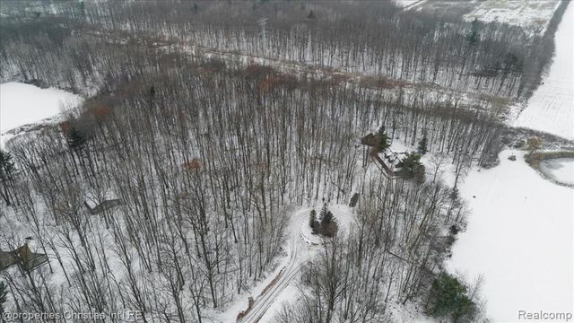 2787 Midway Lane, Saint Clair, MI 48079