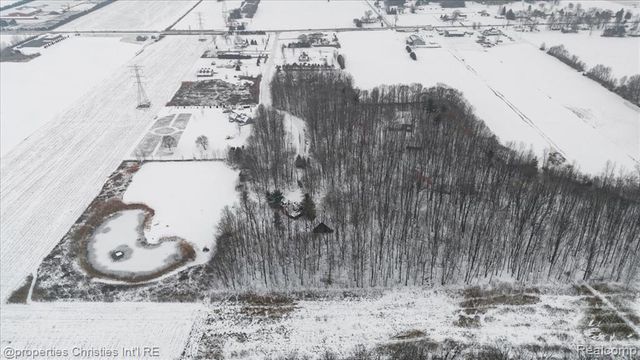 2787 Midway Lane, Saint Clair, MI 48079